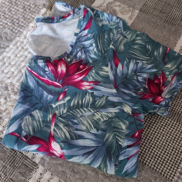 LOLË t-shirt - Picture 5 of 11